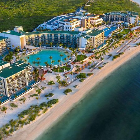Haven Riviera Cancun (Adults Only) Alfredo V. Bonfil Kültér fotó Aerial view of the resort